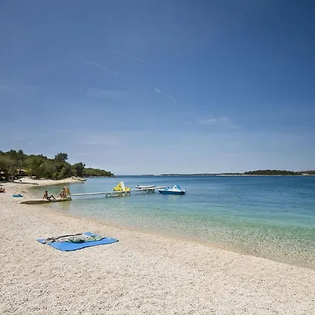 Kamp alanı Camping Adria Mobile Homes In Brioni Sunny Camping Pula