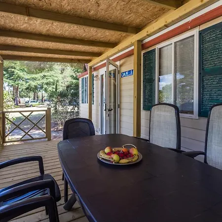 Parque de Campismo Camping Adria Mobile Homes In Brioni Sunny Camping 2*