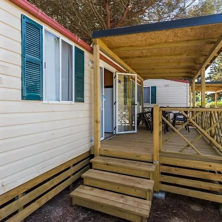 Camping Adria Mobile Homes In Brioni Sunny Camping 2* Pula