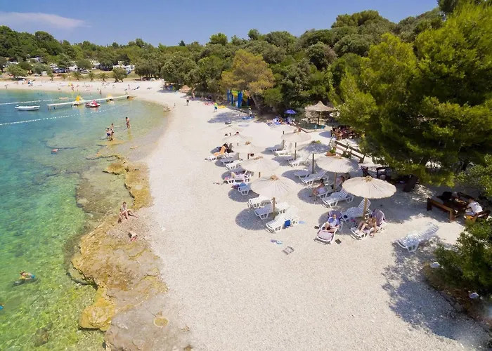 Camping Camping Adria Mobile Homes In Brioni Sunny Camping Pula