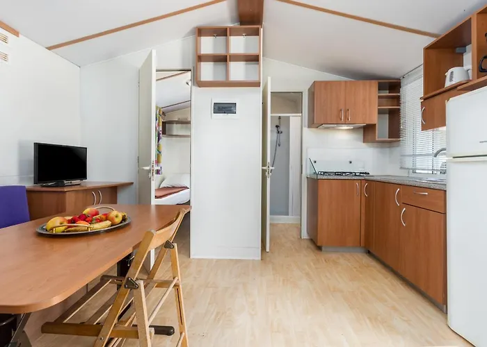 Camping Camping Adria Mobile Homes In Brioni Sunny Camping Pula
